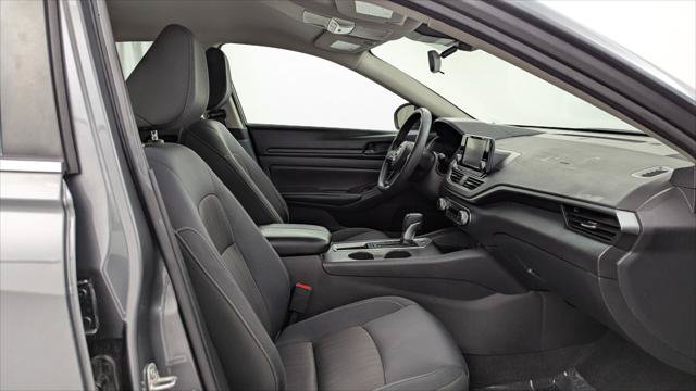 Used 2024 Nissan Altima 2.5 S FWD image 19