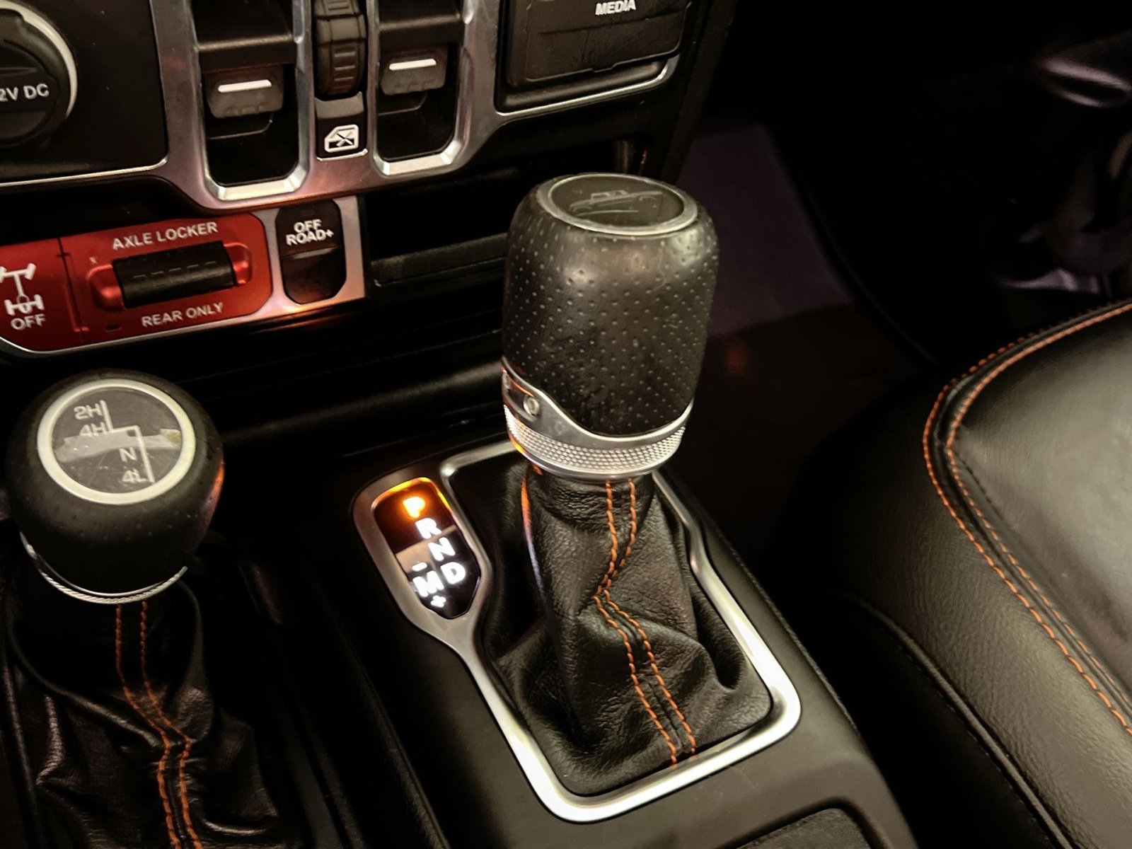 Used 2021 Jeep Gladiator Mojave AWD/4WD image 23