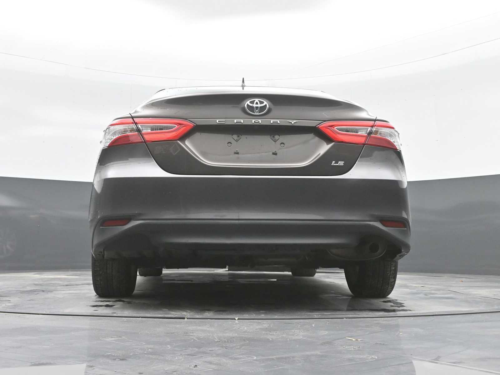 Used 2019 Toyota Camry LE image 29
