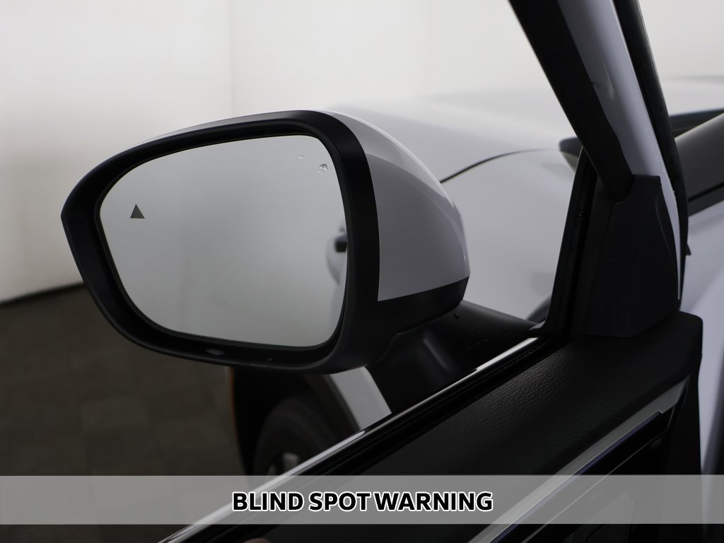 New 2026 Mitsubishi Outlander SEL image 8