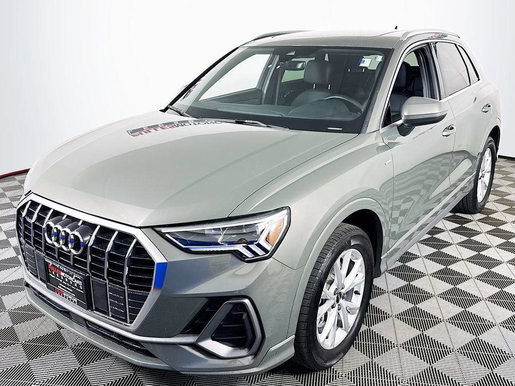 Used 2025 Audi Q3 2.0T Premium AWD/4WD image 3