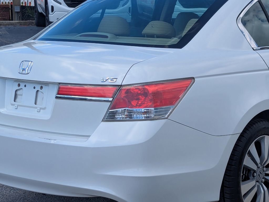 Used 2012 Honda Accord EX-L image 6