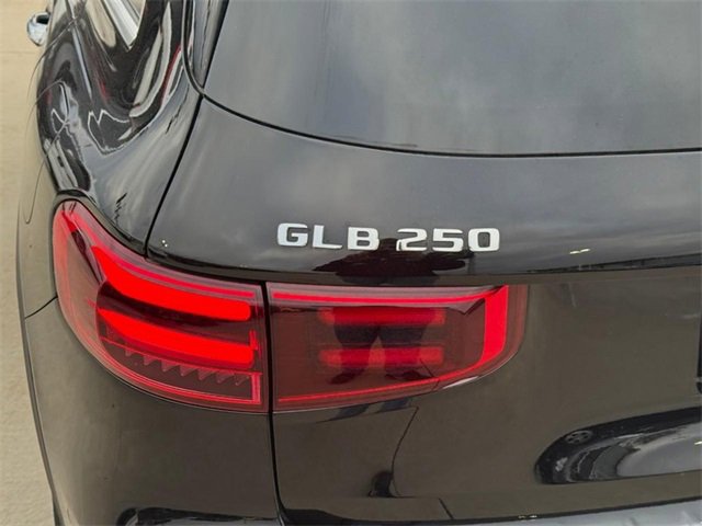 Certified 2025 Mercedes-Benz GLB 250 GLB 250 image 10