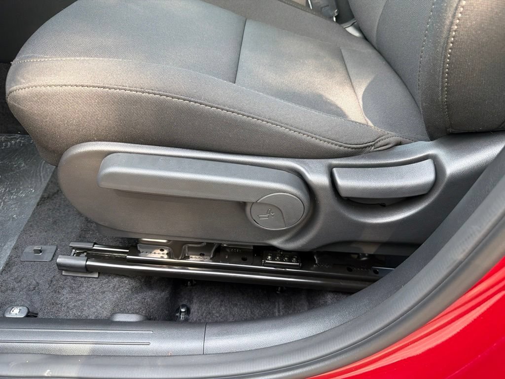 New 2027 Hyundai Kona SE AWD/4WD image 14