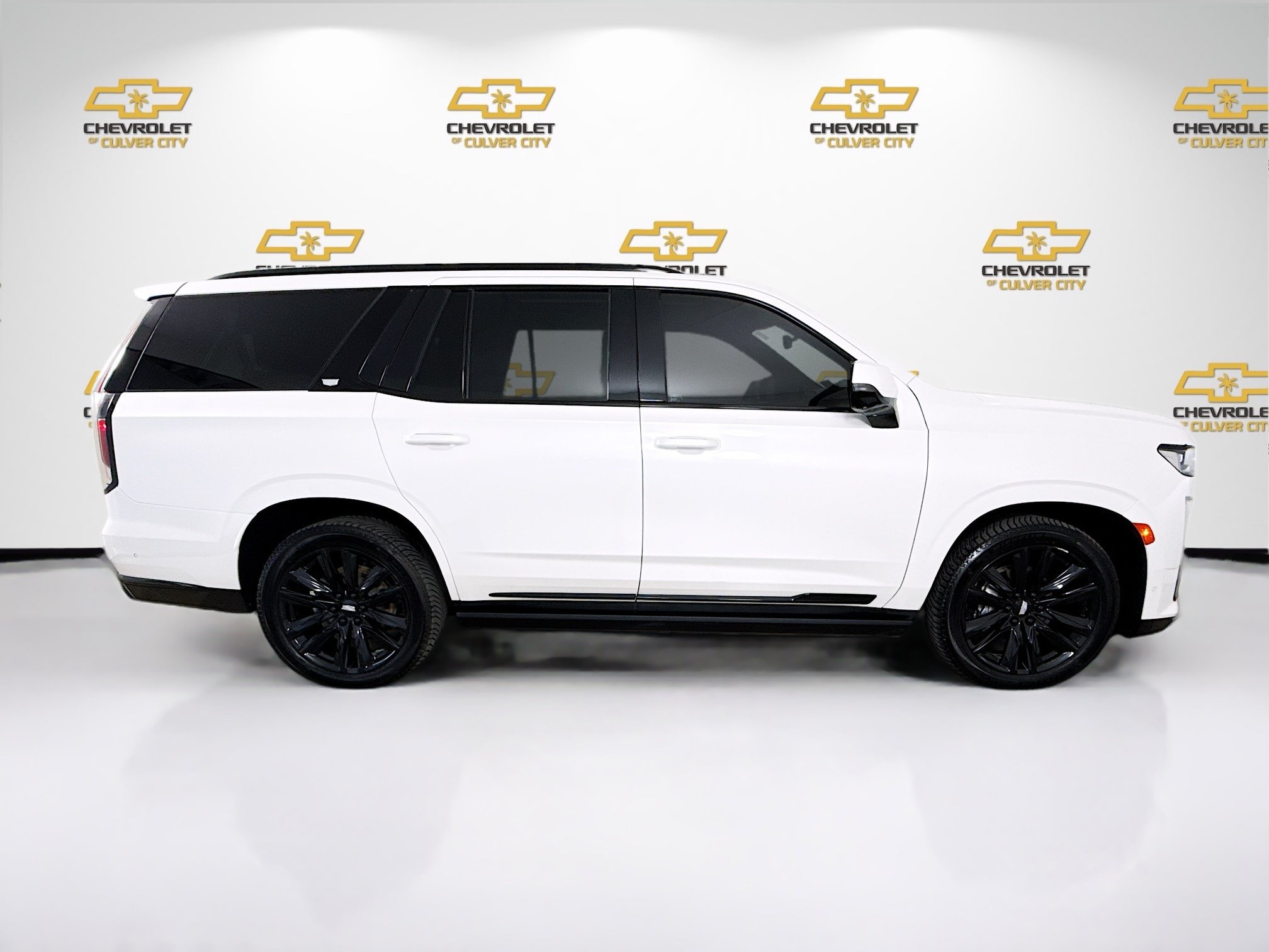 Used 2022 Cadillac Escalade Sport w/ Touring Package AWD/4WD image 9