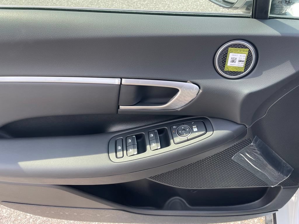 New 2026 Hyundai Sonata SEL FWD image 8