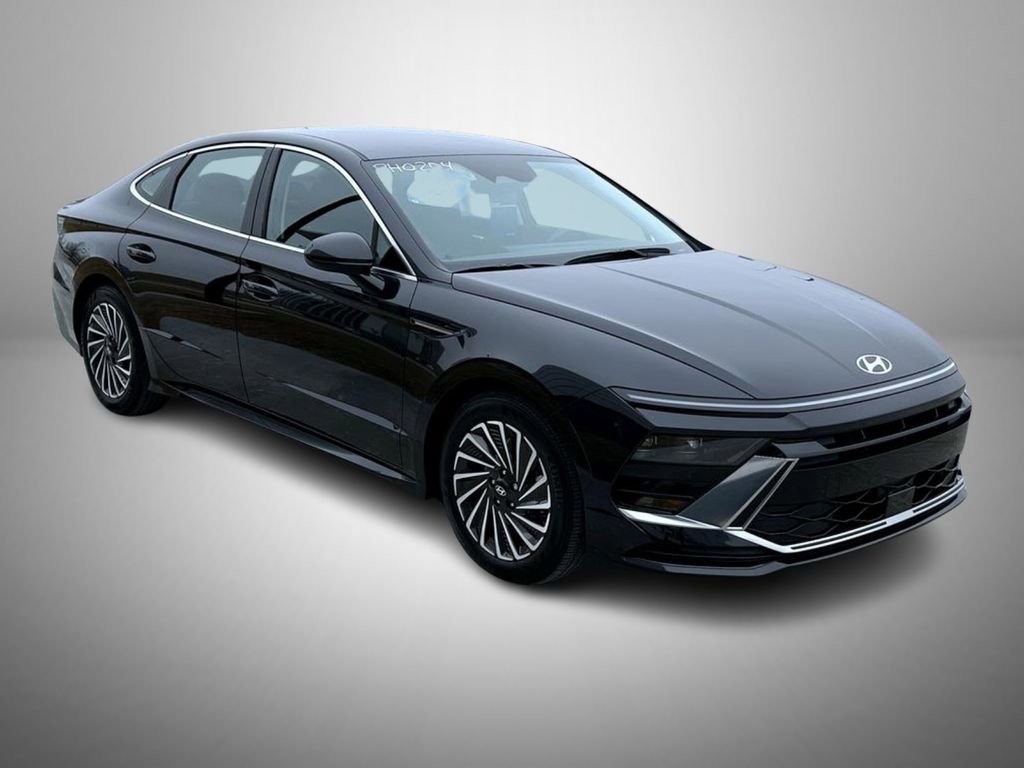 Used 2025 Hyundai Sonata SEL image 3