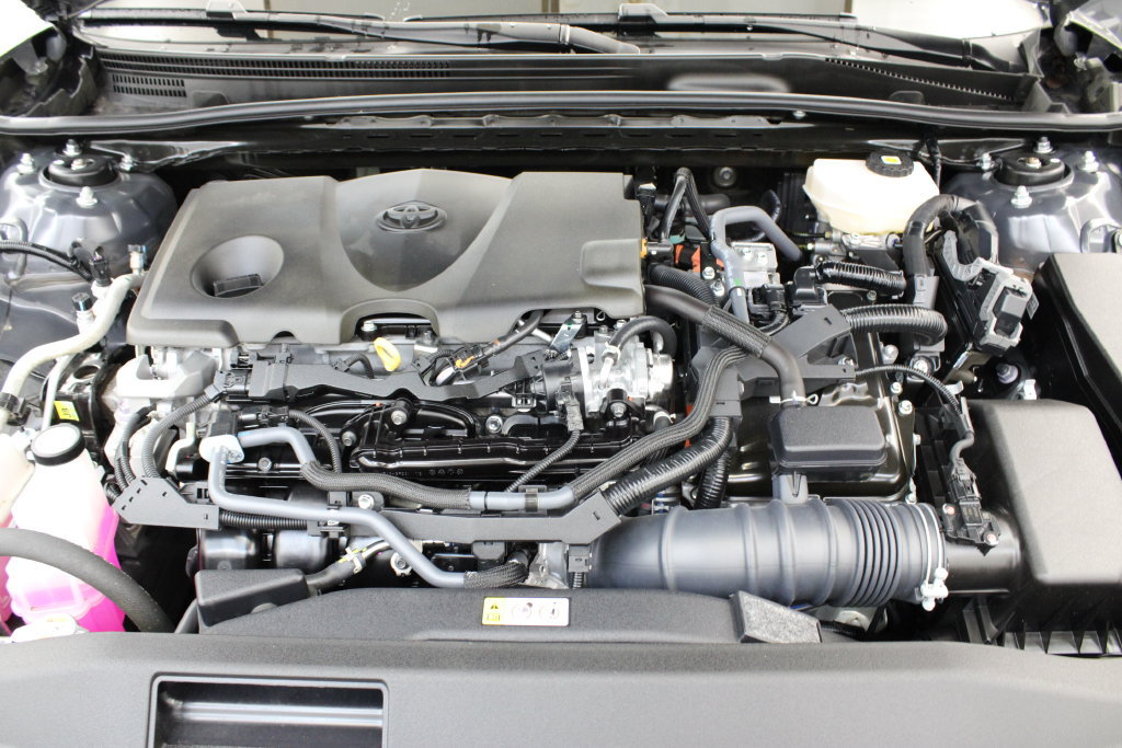 Used 2025 Toyota Camry LE w/ Convenience Package FWD image 30