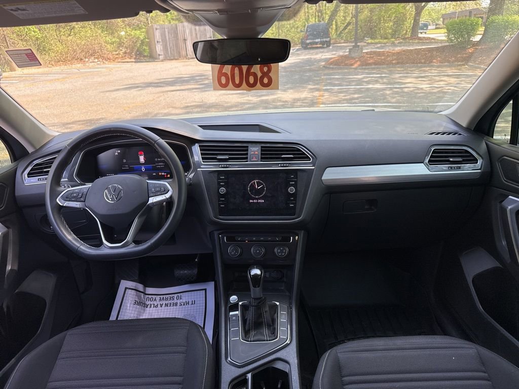 Used 2024 Volkswagen Tiguan S image 18