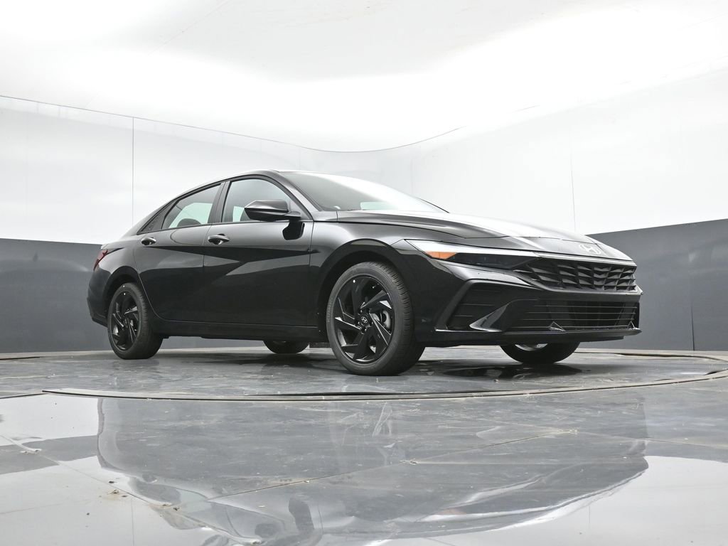 New 2026 Hyundai Elantra SEL Sport Premium FWD image 15