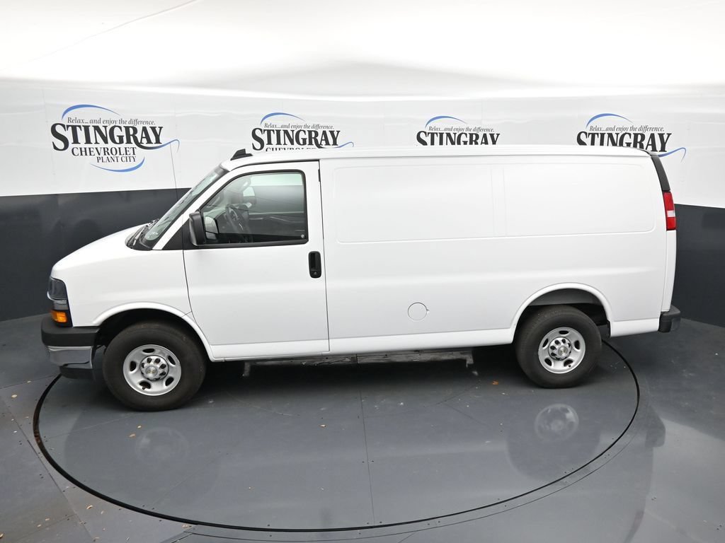 Certified 2025 Chevrolet Express 2500 w/ Driver Convenience Package RWD image 21
