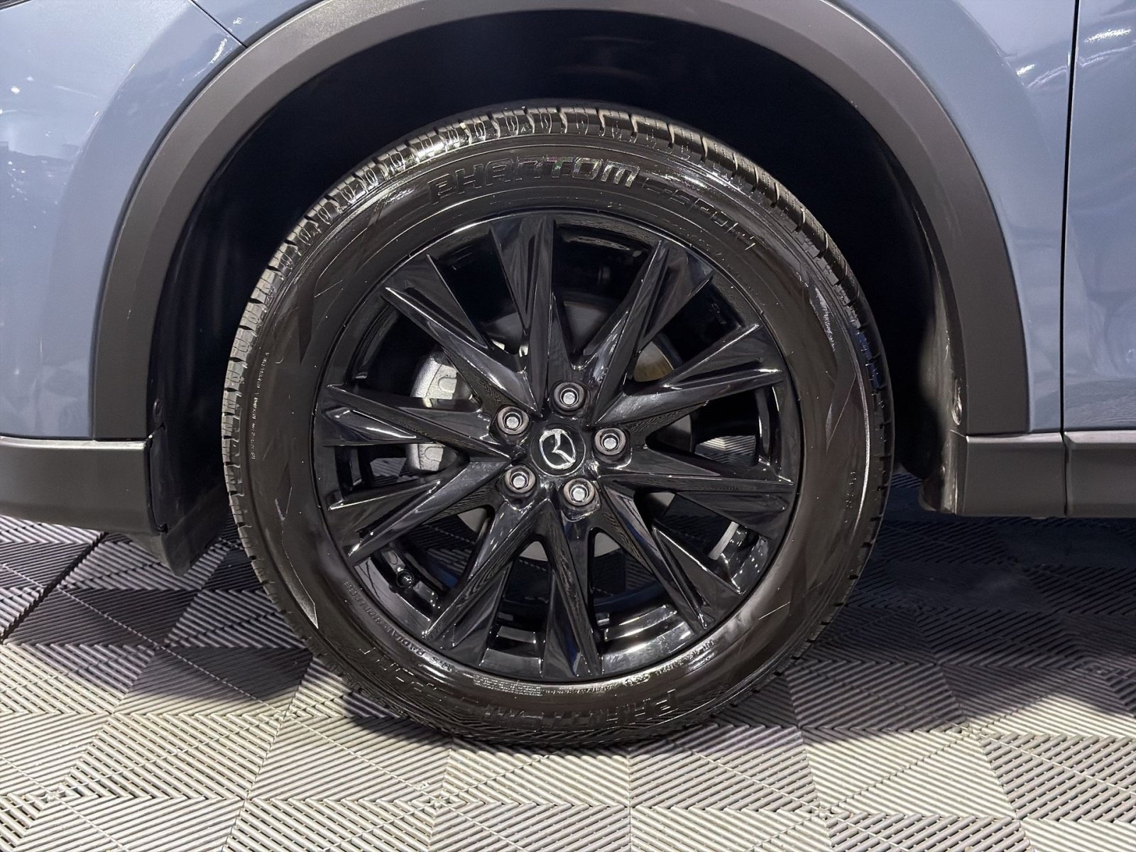 Used 2025 MAZDA CX-5 Carbon Edition AWD/4WD image 16