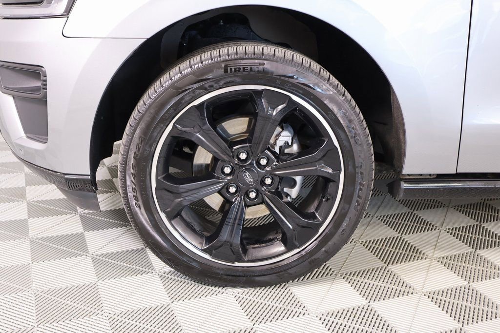 Used 2022 Ford Expedition Max Limited image 20