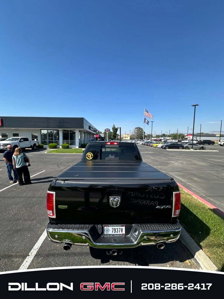 Used 2017 RAM 1500 Laramie AWD/4WD image 7