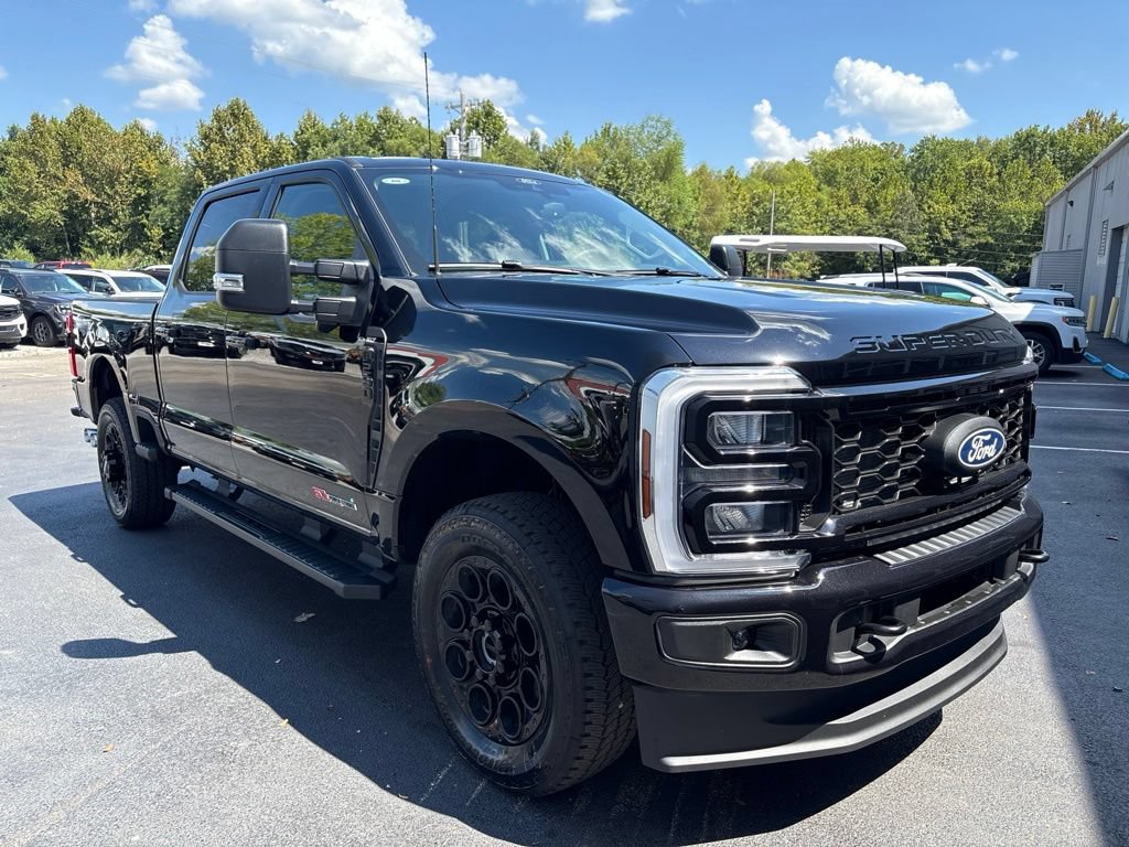 New 2027 Ford F250 XLT w/ XLT Premium Package AWD/4WD image 2