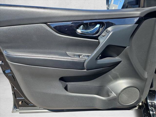 Used 2020 Nissan Rogue Sport SV AWD/4WD image 10