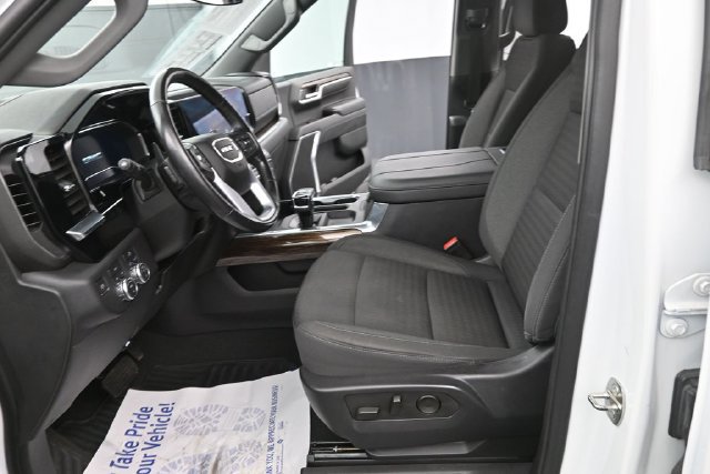 Used 2023 GMC Sierra 1500 Elevation AWD/4WD image 16