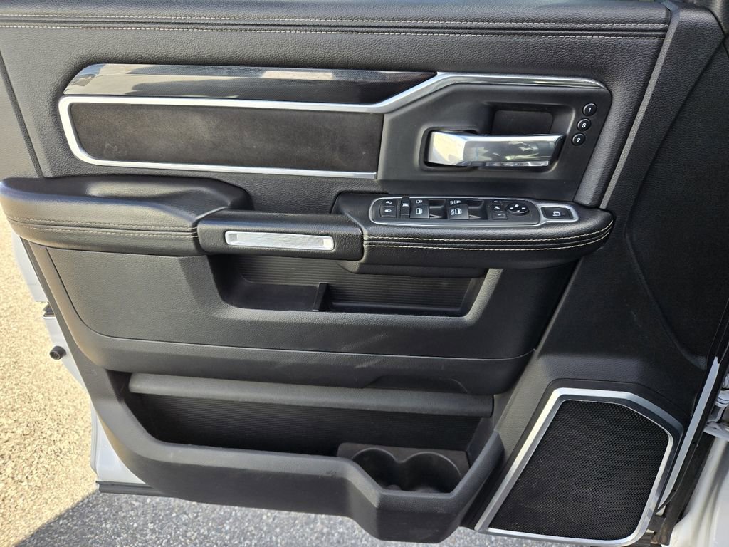 Used 2019 RAM 3500 Laramie AWD/4WD image 20