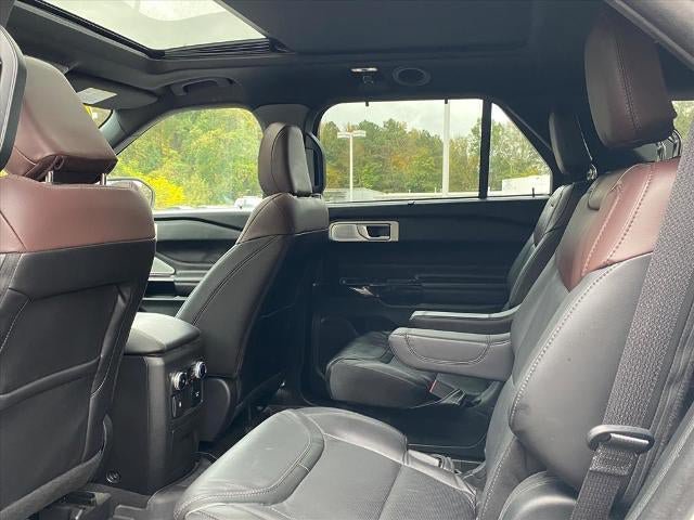 Used 2023 Ford Explorer Platinum w/ Technology Package AWD/4WD image 25
