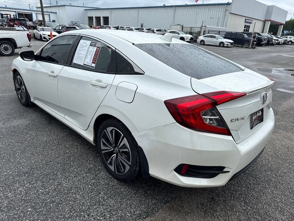 Used 2018 Honda Civic EX-T image 6