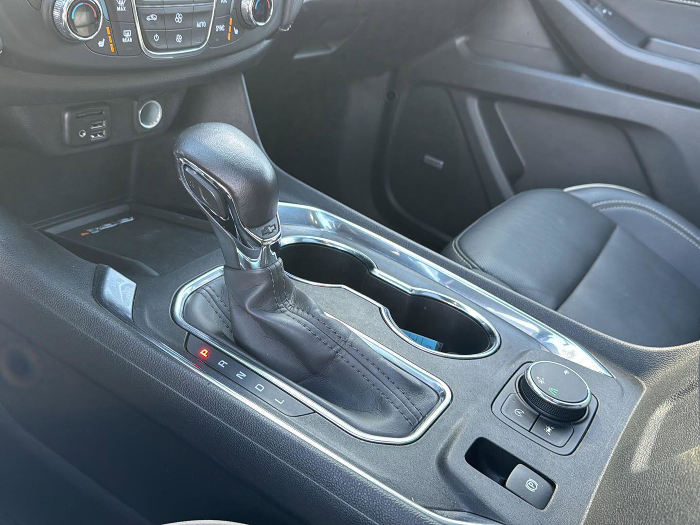 Certified 2022 Chevrolet Traverse Premier w/ Redline Edition image 25