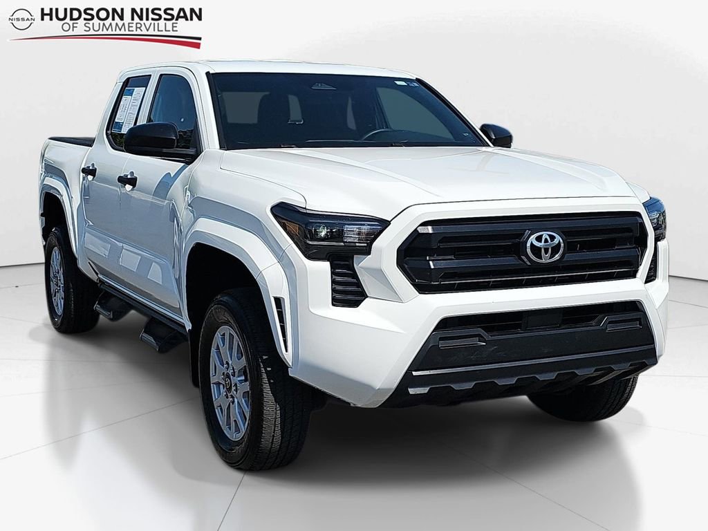 Used 2024 Toyota Tacoma SR AWD/4WD image 1