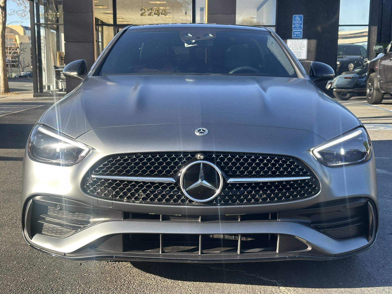 Used 2023 Mercedes-Benz C 300 Sedan image 4