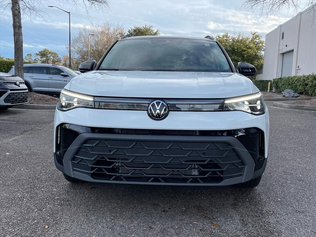 New 2026 Volkswagen Taos SE FWD image 29