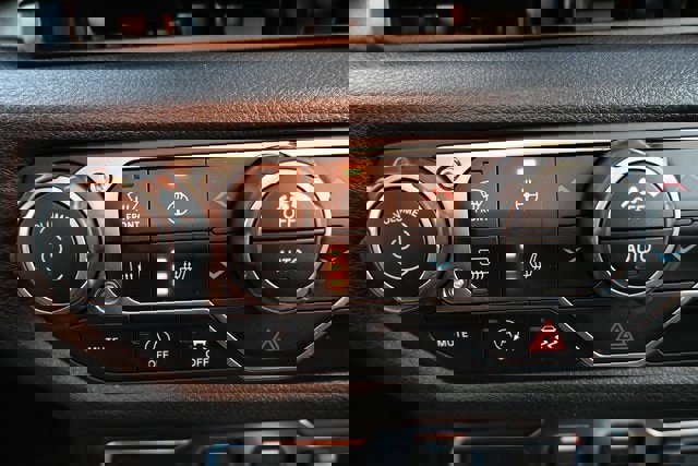 Used 2024 Jeep Wrangler Sport image 28