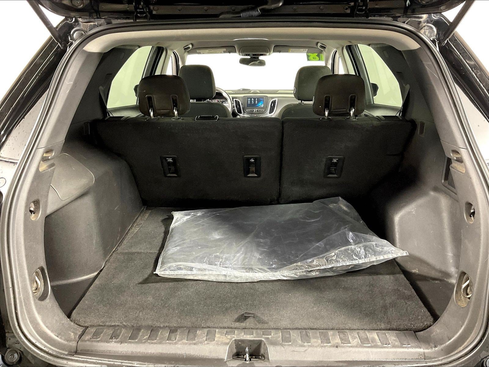 Used 2018 Chevrolet Equinox LT AWD/4WD image 34