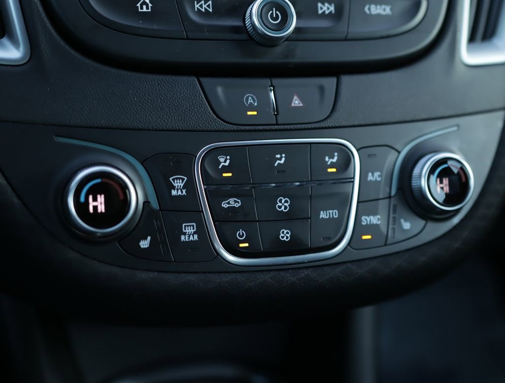 Used 2025 Chevrolet Malibu LT FWD image 15