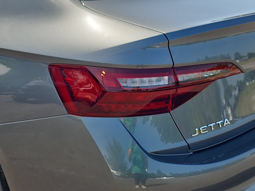 Used 2024 Volkswagen Jetta SEL FWD image 35