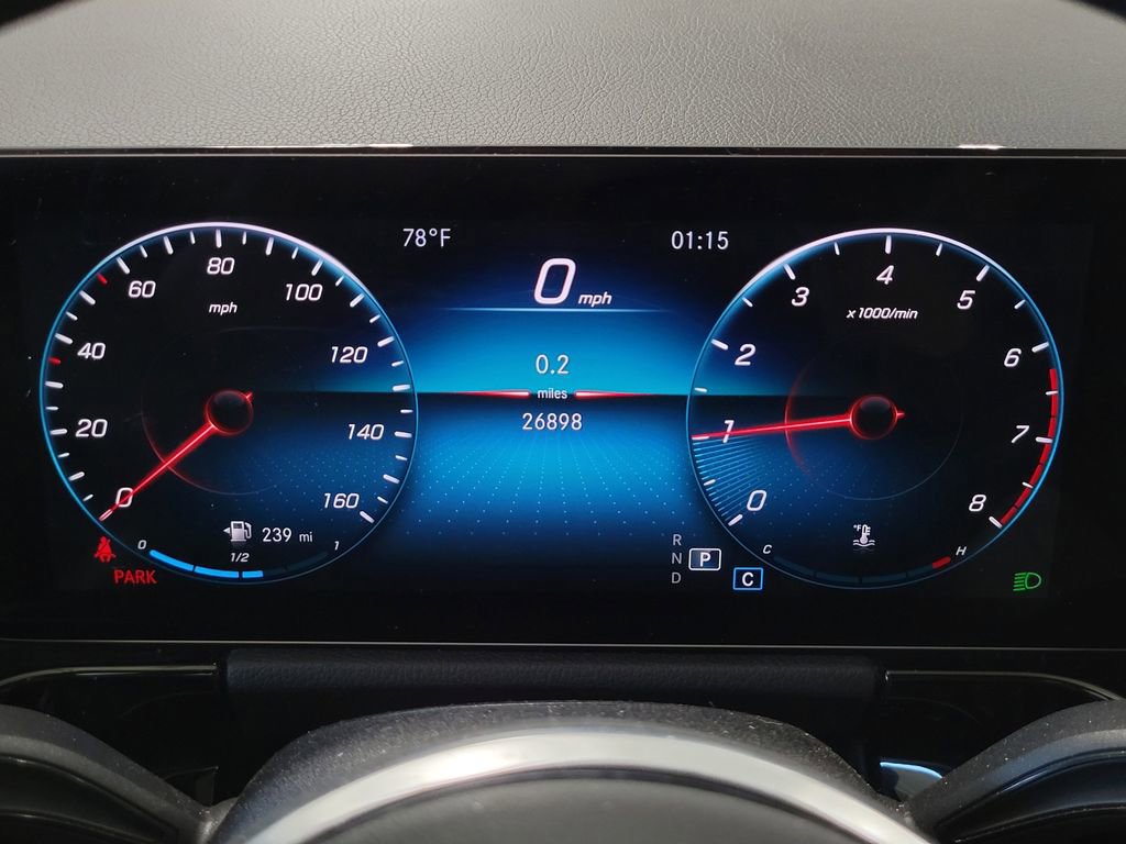 Used 2022 Mercedes-Benz GLA 250 4MATIC image 17