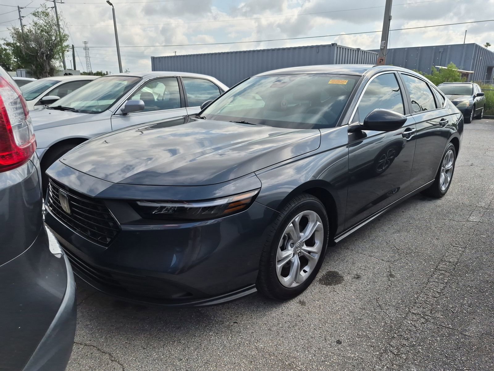 Certified 2025 Honda Accord LX image 1
