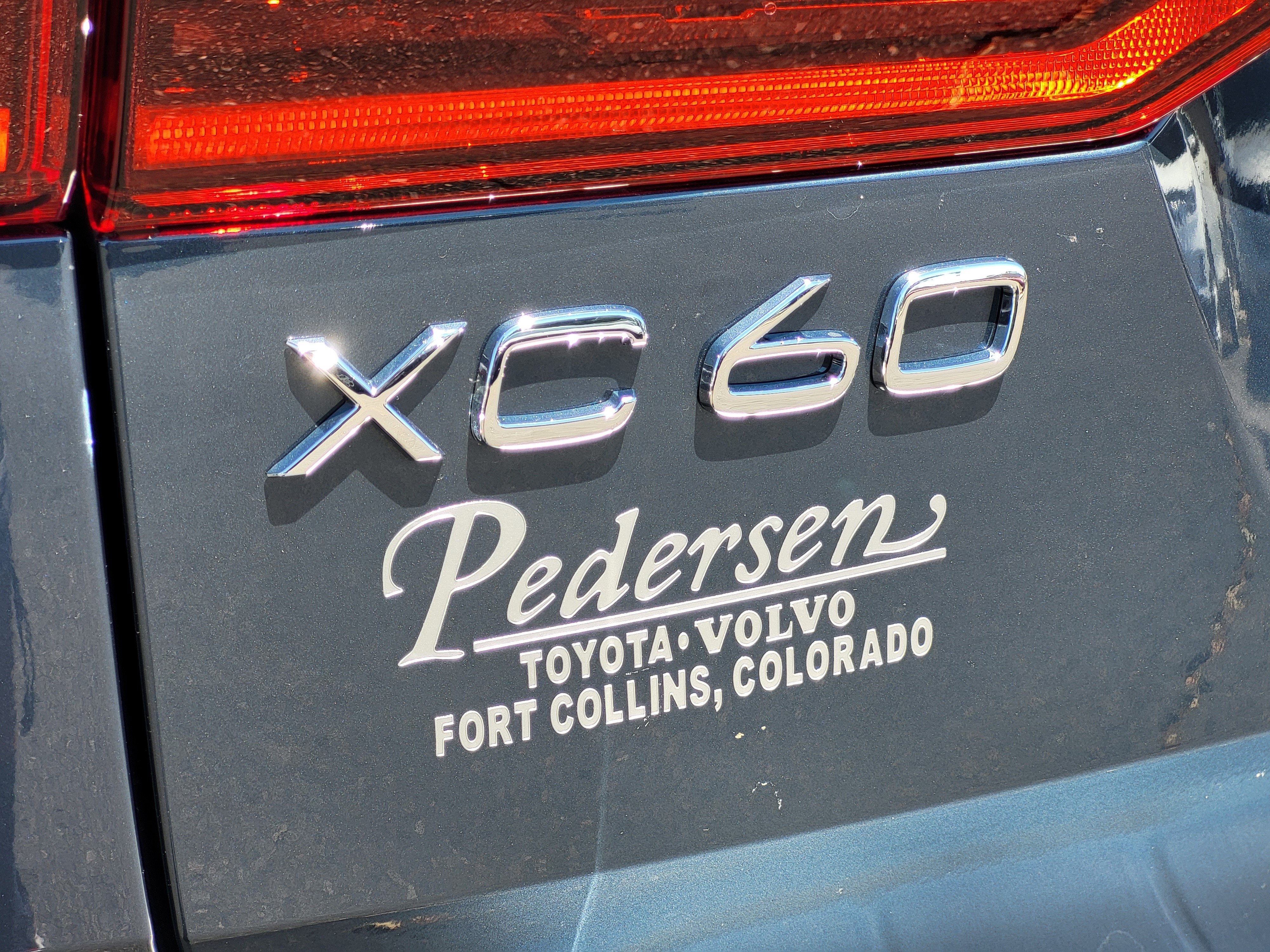 New 2026 Volvo XC60 T8 Plus w/ Protection Package Premier AWD/4WD image 8