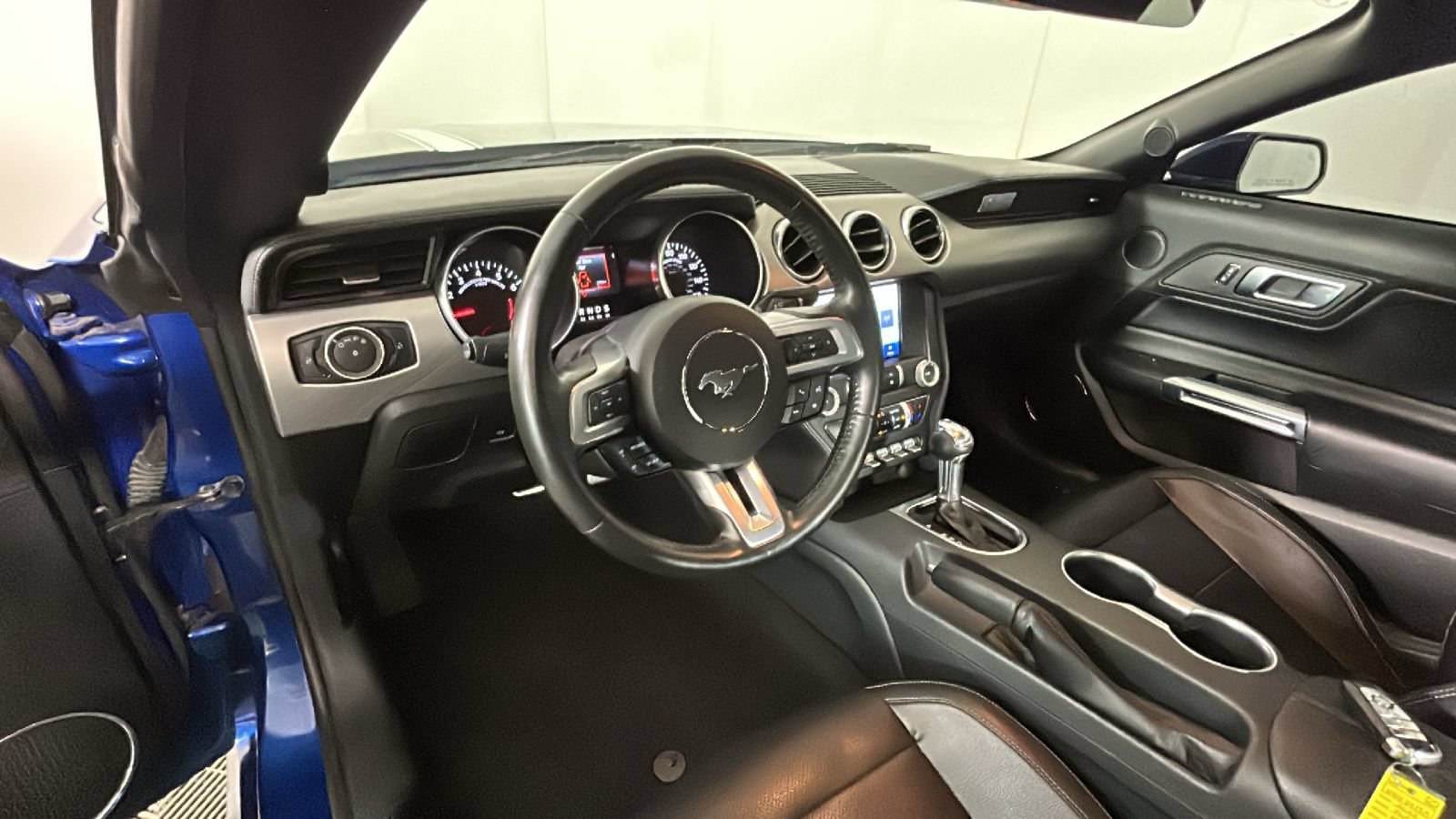 Used 2023 Ford Mustang Premium RWD image 17