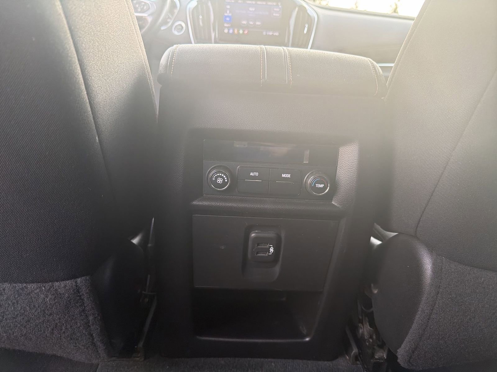 Used 2021 Chevrolet Traverse LT image 21