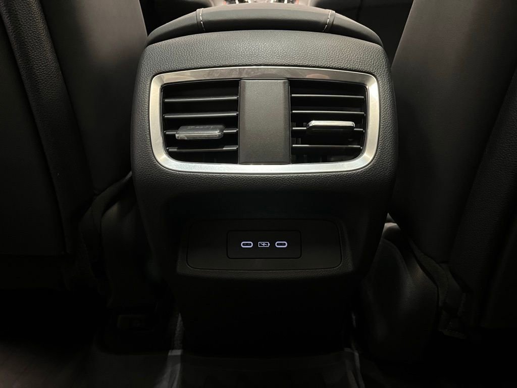 Used 2023 Acura RDX w/ Technology Package image 16