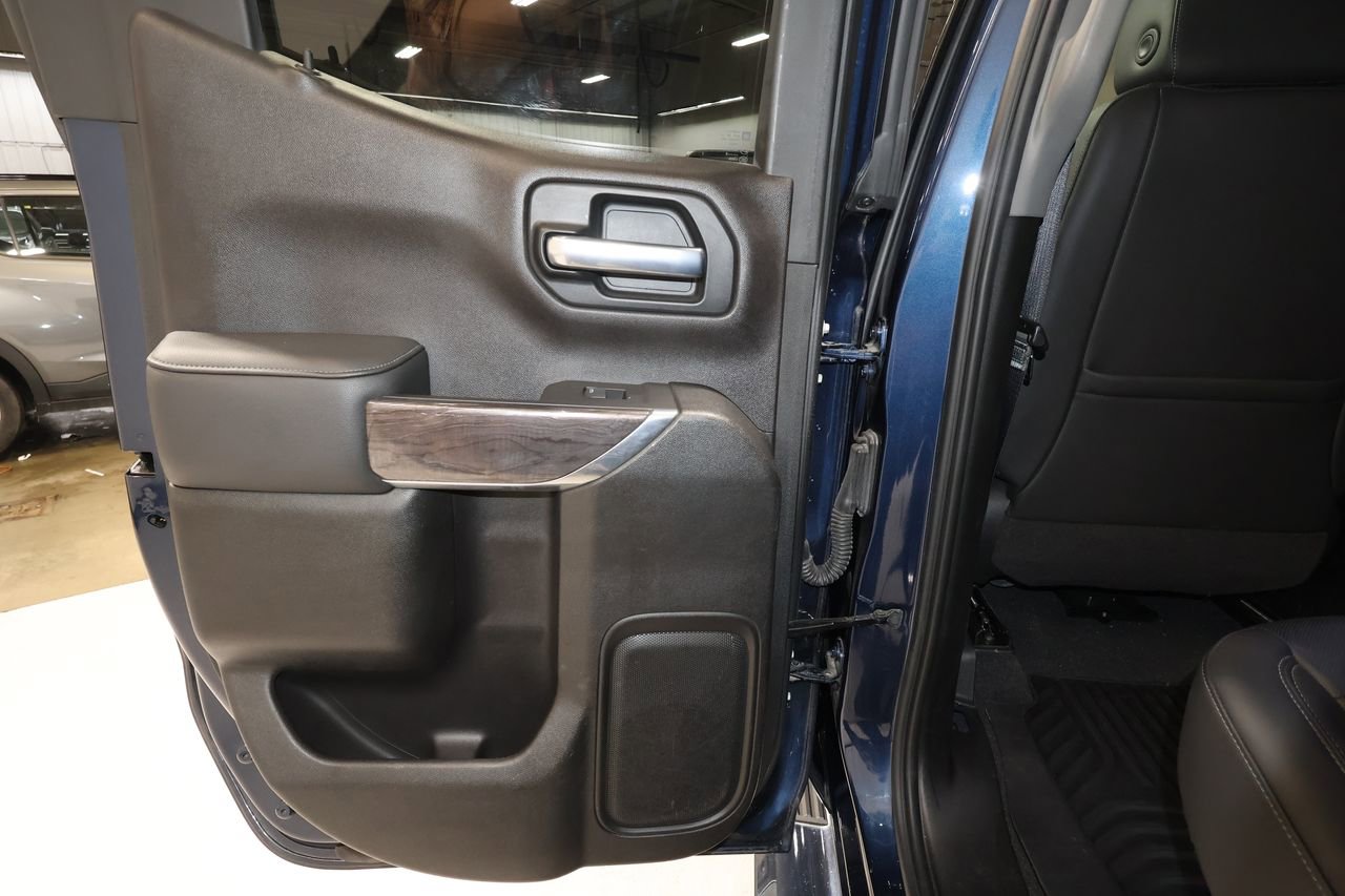 Certified 2020 Chevrolet Silverado 1500 LTZ w/ Technology Package image 23