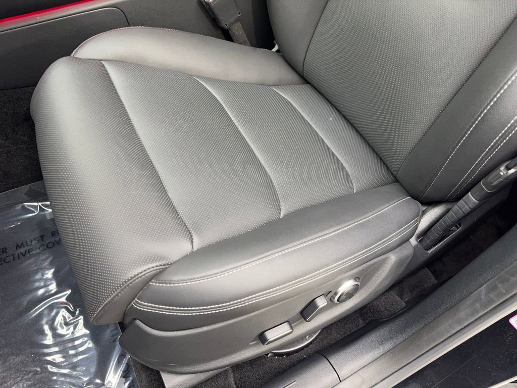 Used 2026 Genesis GV70 2.5T image 28