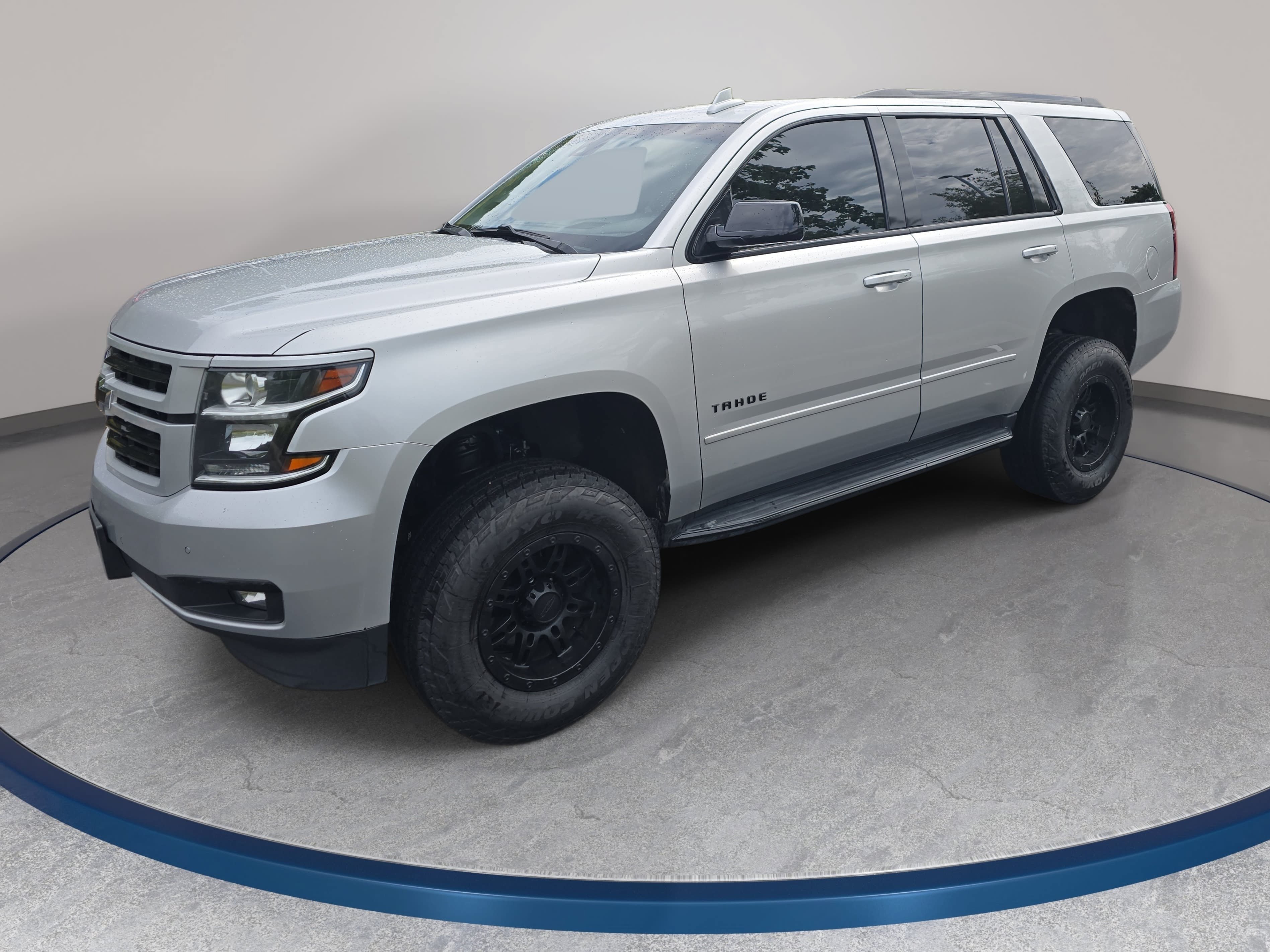 Used 2019 Chevrolet Tahoe Premier AWD/4WD image 1