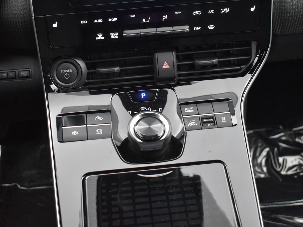 Used 2024 Subaru Solterra Premium image 21