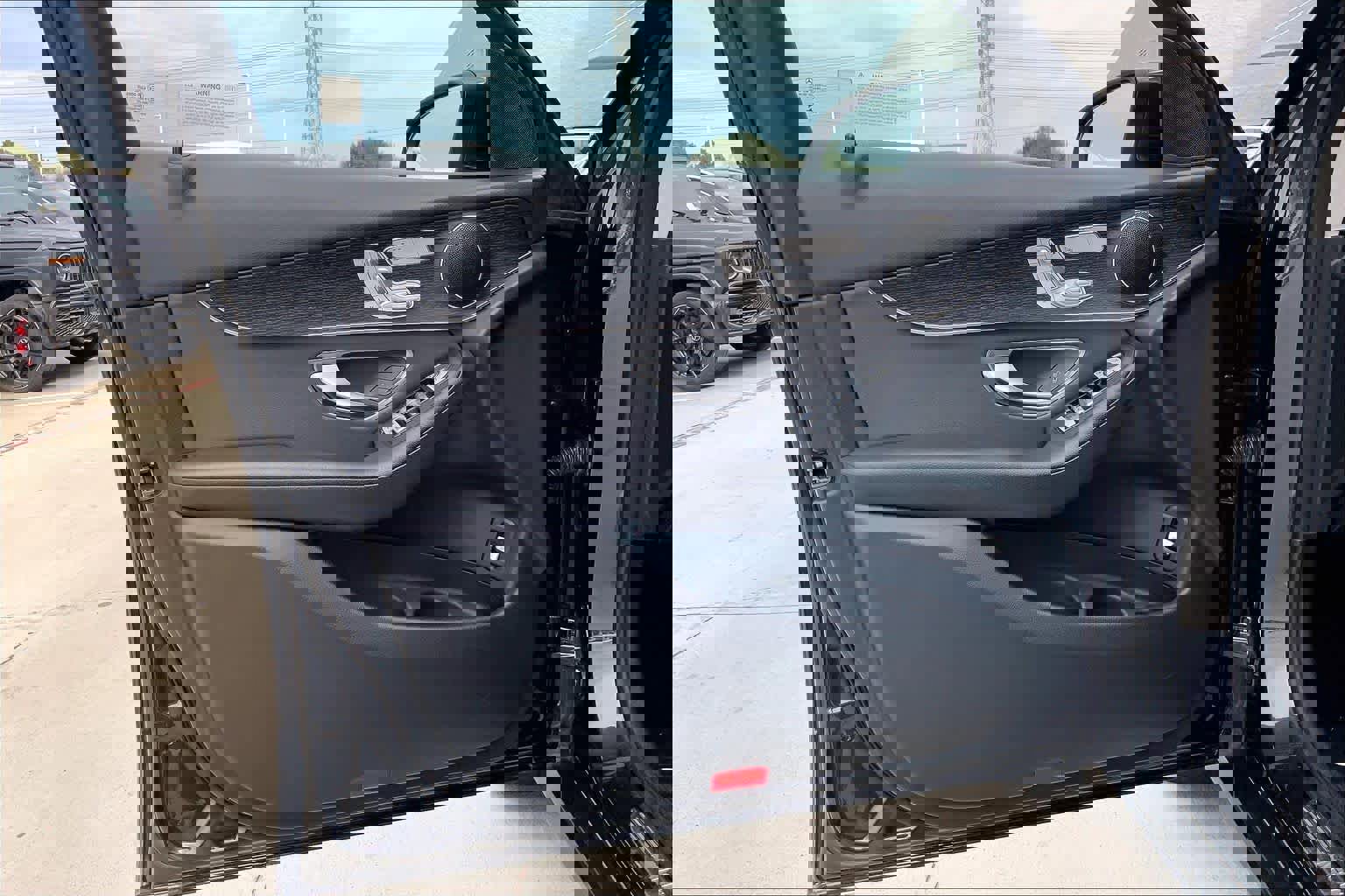 Used 2022 Mercedes-Benz GLC 300 image 19