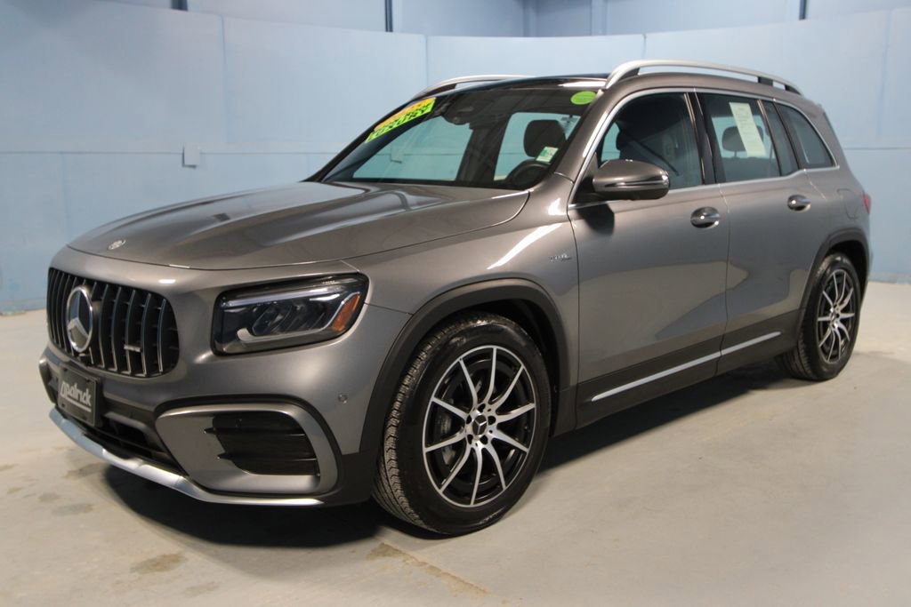 Used 2025 Mercedes-Benz GLB 35 AMG 4MATIC image 26