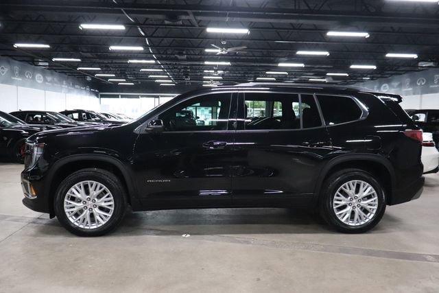 Used 2026 GMC Acadia Elevation w/ Elevation Premium Package FWD image 2
