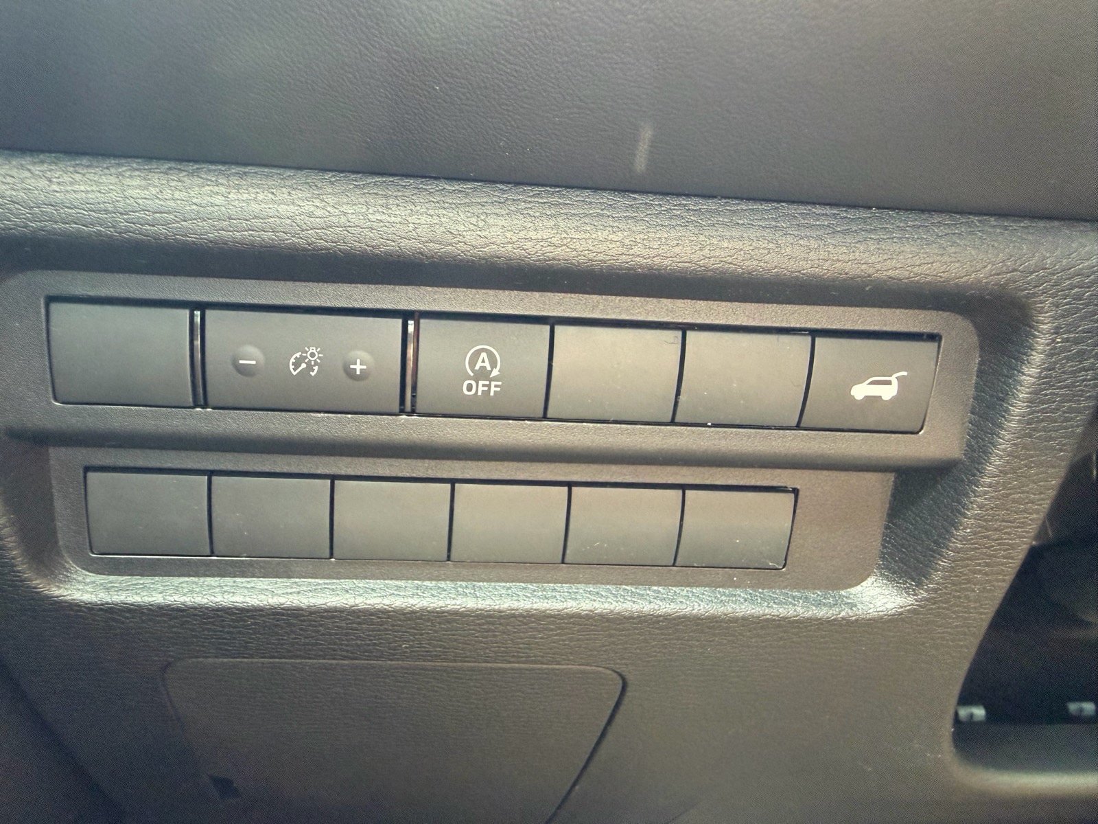 New 2026 Mitsubishi Outlander AWD image 24