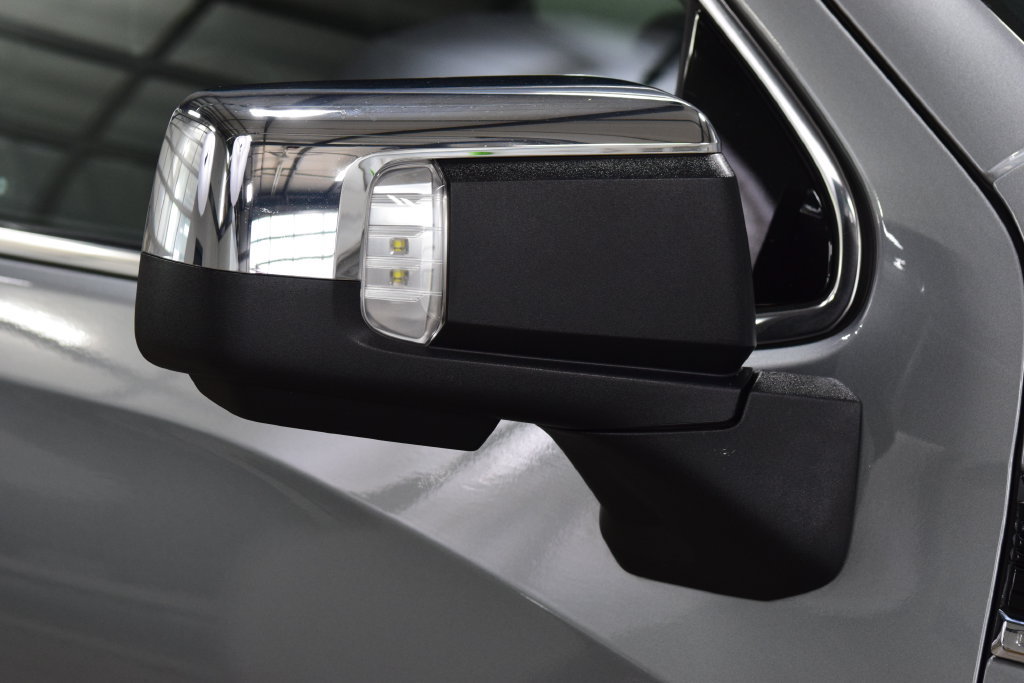 Used 2024 GMC Sierra 1500 Denali AWD/4WD image 18