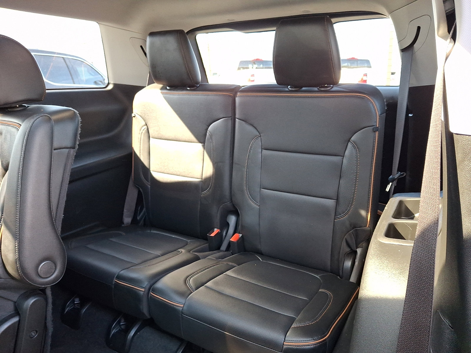 Used 2021 GMC Acadia AT4 w/ Trailering Package AWD/4WD image 11