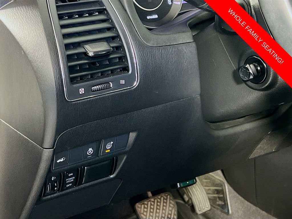 Used 2018 Nissan Armada Platinum w/ Captain Seat Package RWD image 10