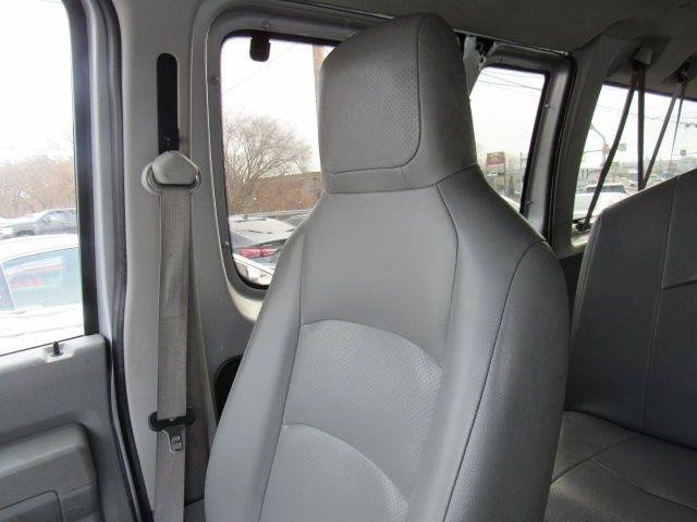 Used 2014 Ford E-350 and Econoline 350 XL w/ Power Windows & Locks Group RWD image 17